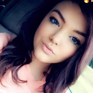 Meet your Posher, Jasmine